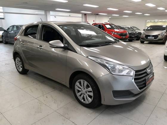 HYUNDAI HB20 1.6 COMFORT PLUS 16V FLEX 4P AUTOMÁTICO